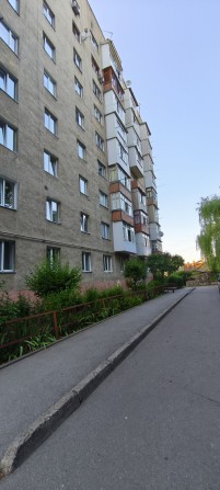 Продається двокімнатна квартира в центрі - фото 1