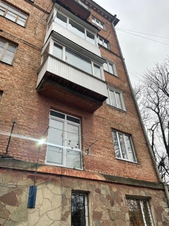 Прекрасний варіант 3 кімнатної квартири в центрі(!) - фото 1