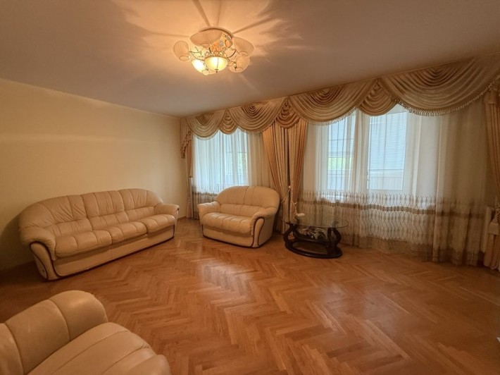 Продаж 3-кімнатної квартири біля Злата Плази - фото 1