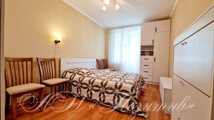 Продаж 3кмн квартири по вул.Металургів - фото 1