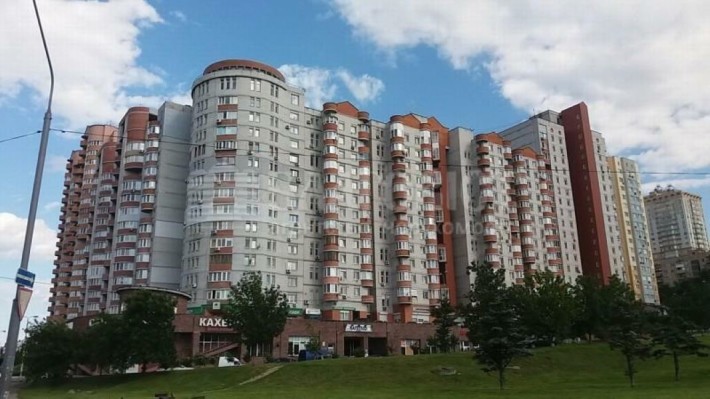 Продаж 3-к квартири вул. Саперно-Слобідська 8 - фото 1