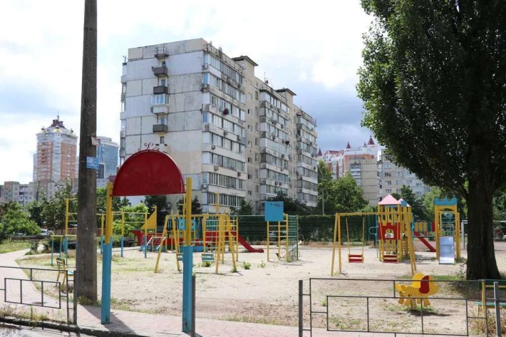 Продаж 1к квартири вул. Зої Гайдай 6А, метро Мінська - фото 1