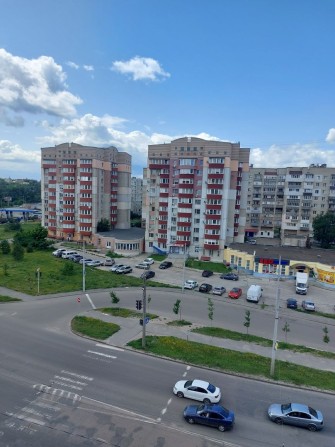 Продам 1 кімнатну квартиру в новобудові на проспекті Свободи - фото 1