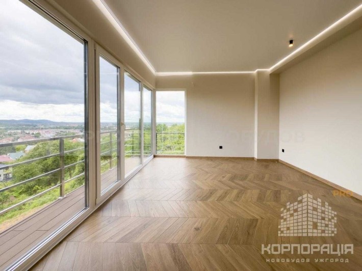 Продаж 3-км квартири з неймовірним панорамним видом на місто та гори - фото 1