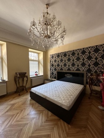 Продаж квартири в Центральній частині міста Чернівці - фото 1