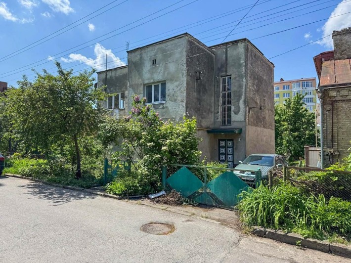 Продаж 3-кімнатної квартири по Вулиці. Гребінки, ЦЕНТР - фото 1