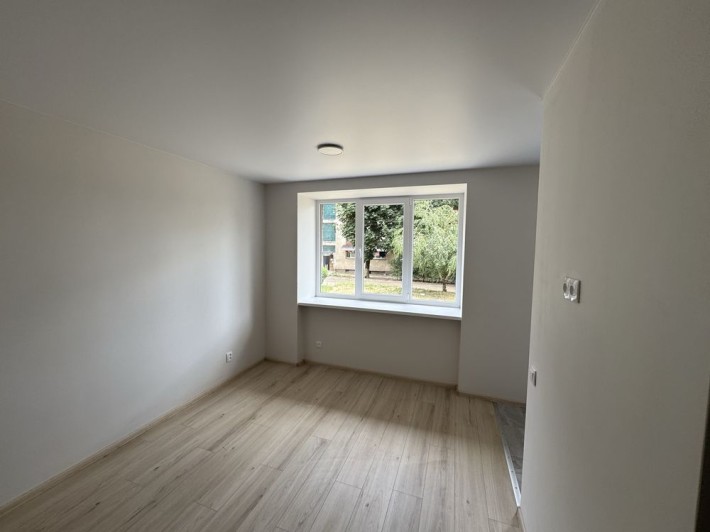 Продам однокімнатну квартиру Ужгород - фото 1
