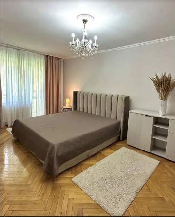 > Продам 3-кімнатну квартиру в чудовому районі!

- заміна комунікацій; - фото 1
