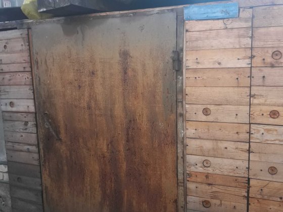 Сарай в районе магазина  "Оксана+" Шостка