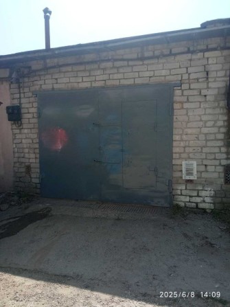 сдам большой гараж 42м.кв в кооперативе КОЛОС - фото 1