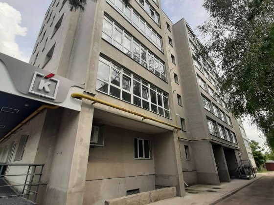 Продам 1 ком, С АО, 2й эт, Центр, Под все Программы Сумы