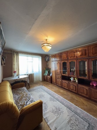 Продам трикімнатну квартиру  чешку на Білій - фото 1