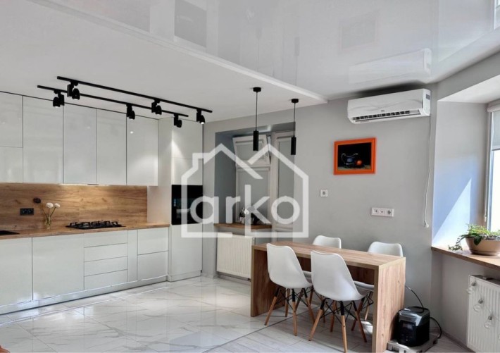 Продаж 1 кім. квартири 48 м2 неподалік ОЗЕРА - фото 1