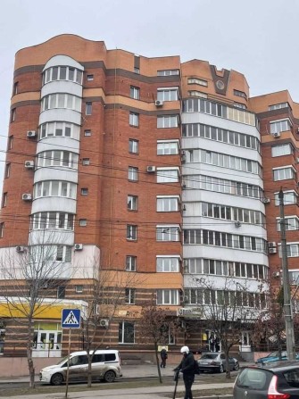 Продам 2х кімнатну квартиру на Подолі - фото 1