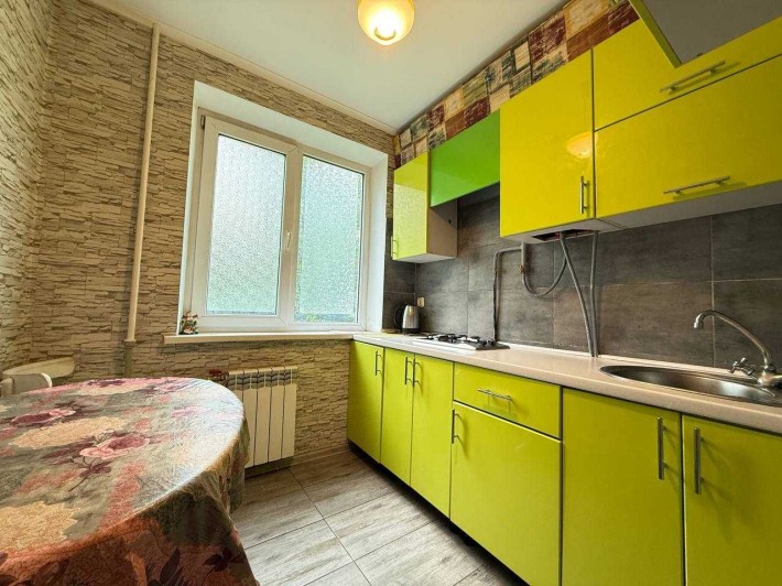 Продаж 1-к квартири вул. Металургів (р-н Фуд Хаус, МаркетОпт) - фото 1