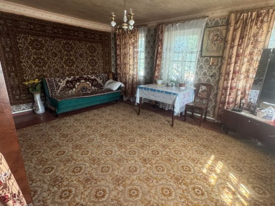 Продам дом г. Луганск, ул. Галицкого (между «Черным котом» и 3 детской поликлиникой) Луганськ