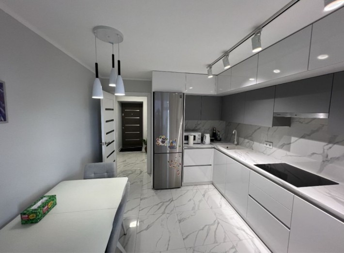 Продаж 1кім каартири м-н Східний - фото 1
