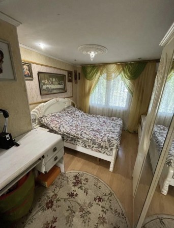 Затишна 3-х кімнатна квартира в центрі міста. - фото 1