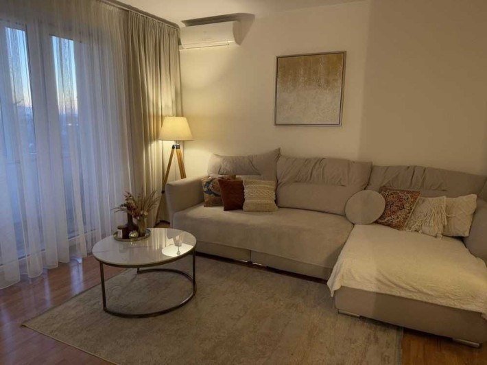 Продаж затишної  4 кімнатної квартири 12 школа  М - фото 1