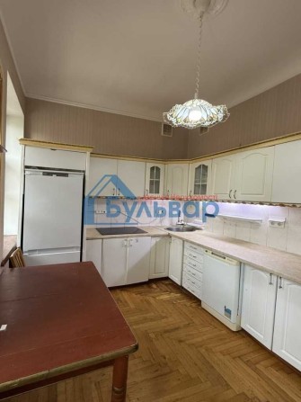 2к. квартира, Центр , біля прапору , 61м2, чудова пропозиція! - фото 1
