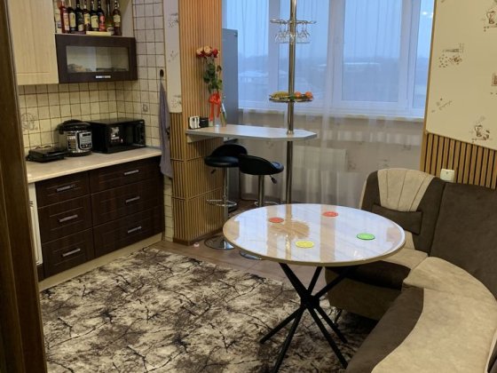 Продається 3-х кімнатна новобудова із євроремонтом Черновцы