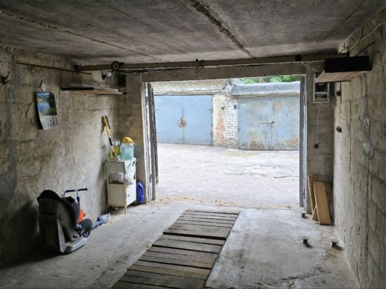 Гараж на Победе 1 Дніпро