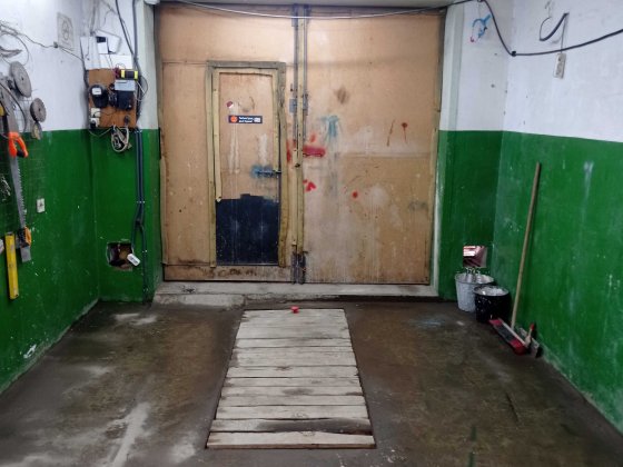 Гараж в аренду з необхідним набором інструментів,  погодинна аренда. Запорожье