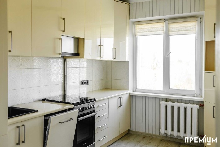 Продаж 3-х. кімнатна квартира на вул. Ол. Теліги - фото 1