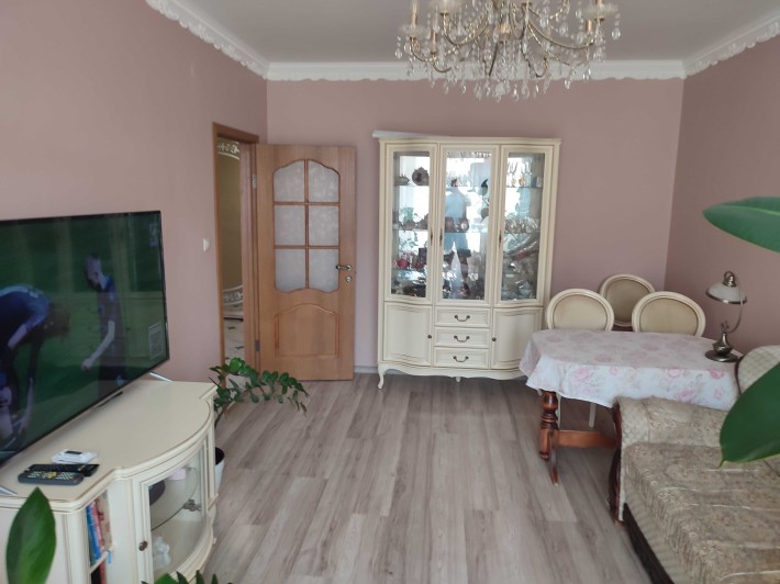 Продам 3 кімнатну квартиру мкр Боздош 100 кв в Ужгороді з дод пр+35 кв - фото 1