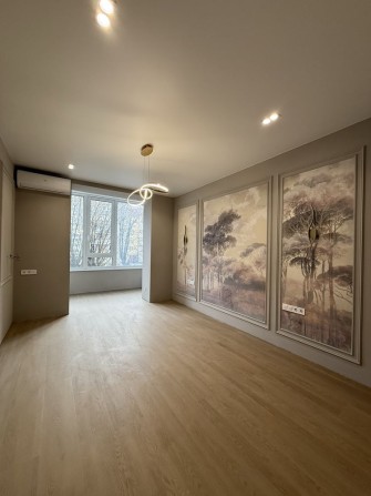 Продаж сучасної 3-кімнатної квартири - фото 1