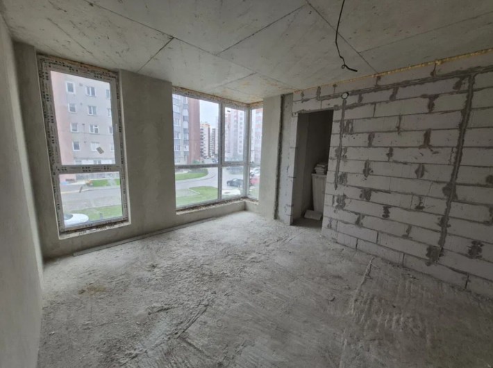 Продаж 1к квартири, 39 кв.м, вул. Смакули - фото 1