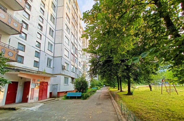Продаж 2-кімн квартири 48 м2 в дев'ятиповерхівці в центрі, Чорновола. - фото 1