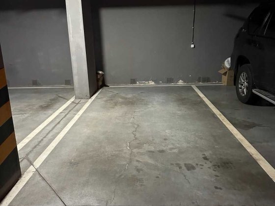 Верхогляда 2а (Драгомирова) Киев