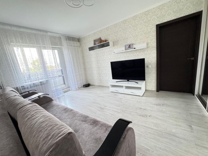 Продам квартиру парк Перемоги - фото 1