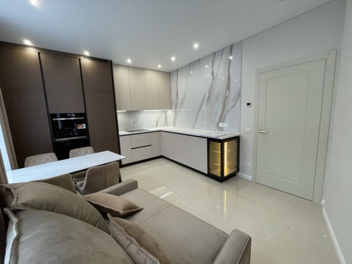 Продаж 1кім квартири в ЖК « Crystal” - фото 1