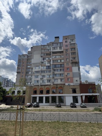 2 кім кв. Вул. Г. Дніпра,61 з чудовим видом! - фото 1