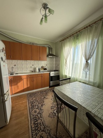 Радунська 1/10 Троещина 1 к 43м Продаж - фото 1