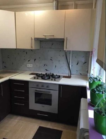 Продається 3к. квартира з якісним ремонтом на вул. Олега Мудрака 37 - фото 1