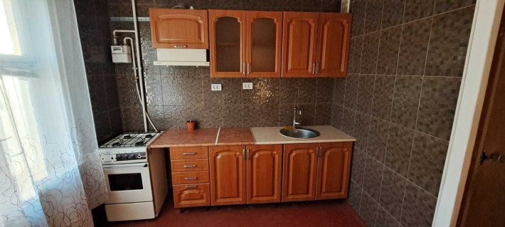 Власник. Без комісії. Продам 1-кім квартиру на Митниці. в. Гагаріна 95 - фото 1