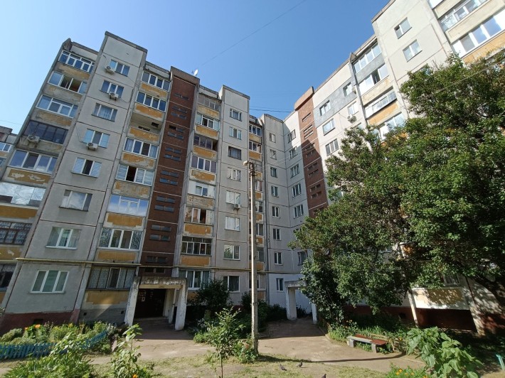 Однокімнатна квартира серії ЧН в центрі. - фото 1