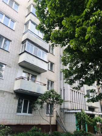 Трехкомная квартира в городе Чернигов - фото 1