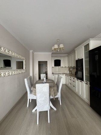 Продаж 2-х кім квартири в Парк Авеню з ремонтом 93.8 кв.м - фото 1