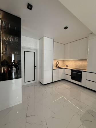Продаж 3-к новобудови в ж/к « Компас « - фото 1