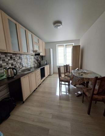 Продам 1 кім в новобудові з ремонтом - фото 1