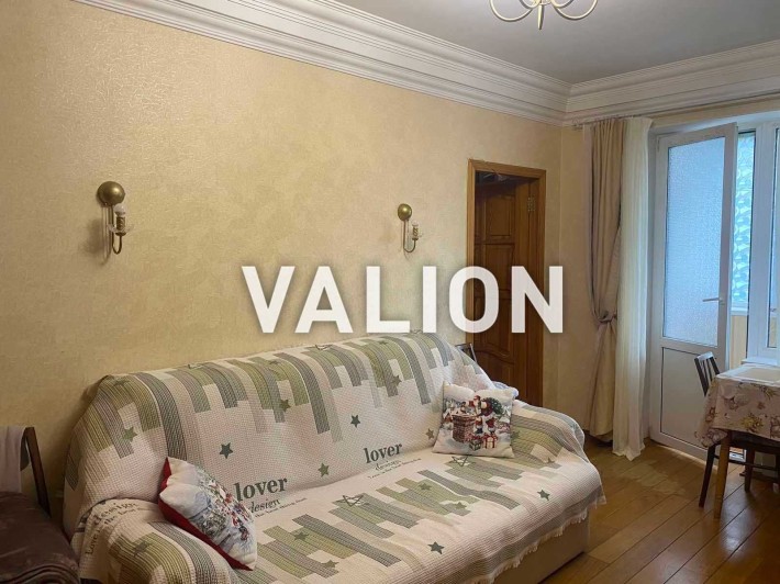 Продаж 3 кквартири  по вул Оріхуватська 8, біля Голосіївського парку - фото 1