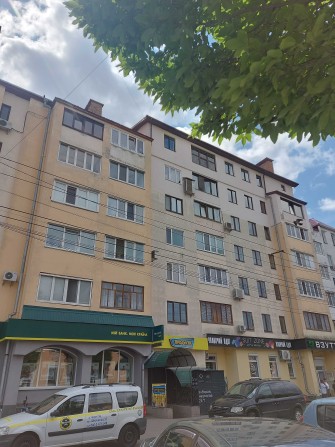 Ексклюзивна 3-и кім. 116м в самому центрі з індивідуальним опаленням - фото 1