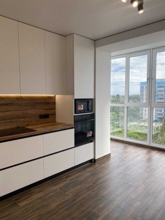 Продаж 1к нової сучасної квартири з ремонтом - фото 1