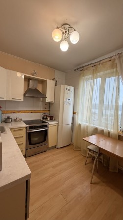 Продаж 3-кім. квартири, м. Академмістечко, вулиця Ушакова 18. - фото 1