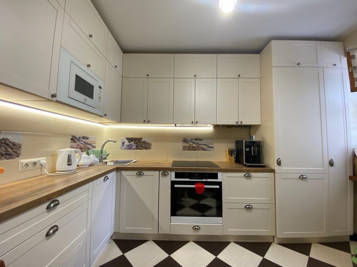 Продаж 4к квартири 80 кв. м на ж/м Тополя-3 - фото 1