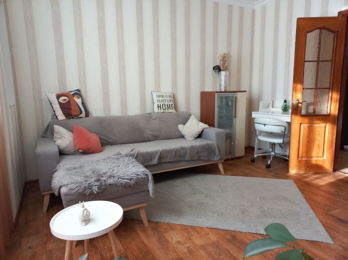Продаж 3 кімнатної квартири з ремонтом - фото 1